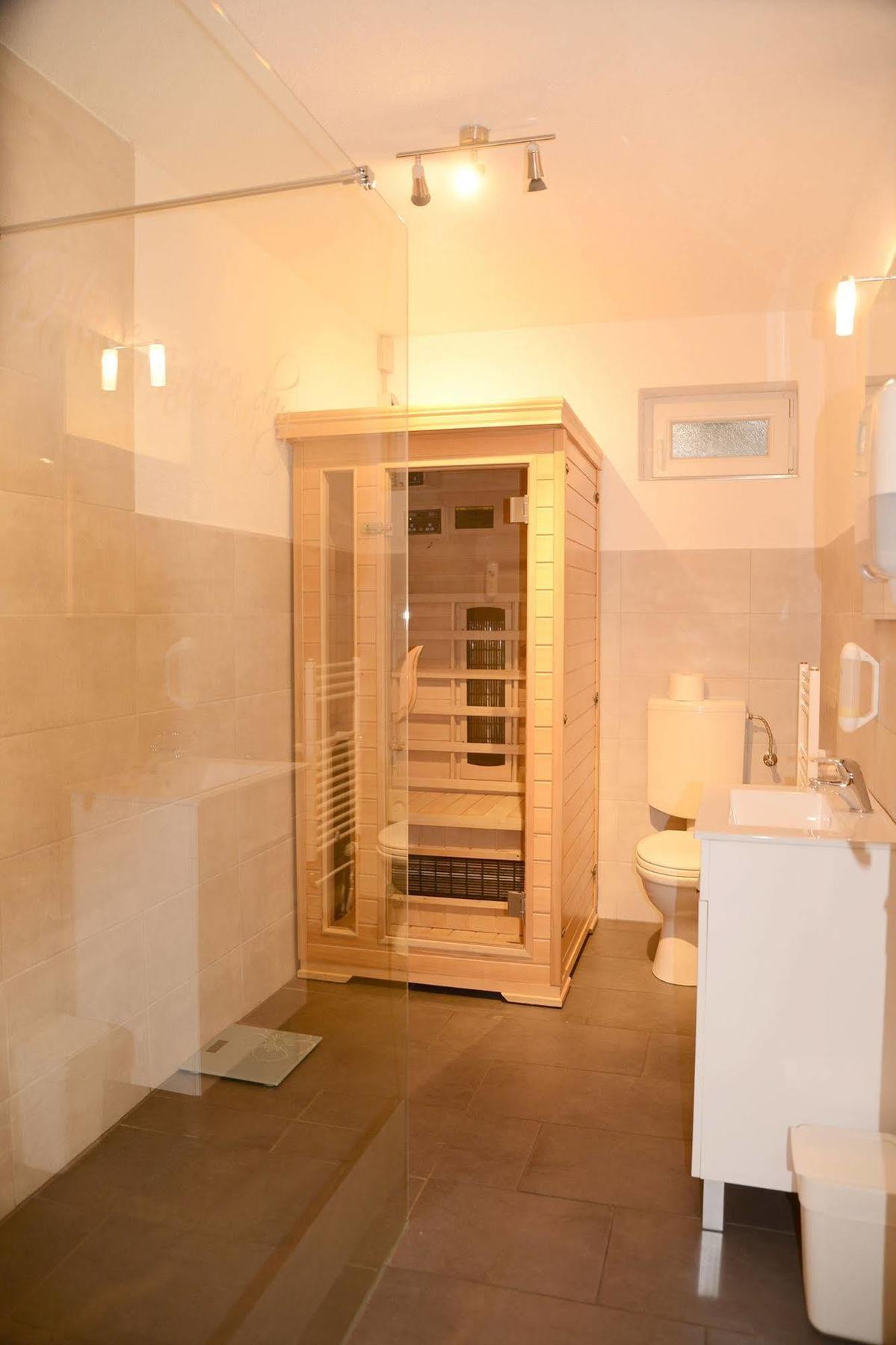 Hotel Herrenhof Lubeck Luaran gambar