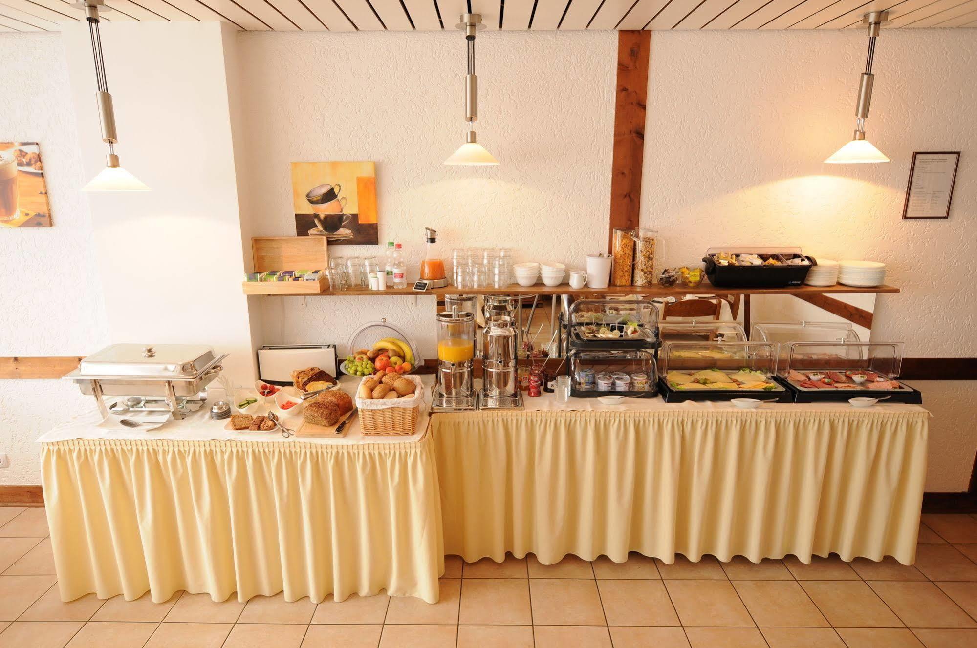 Hotel Herrenhof Lubeck Luaran gambar